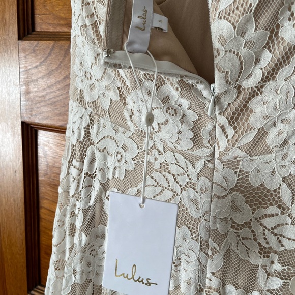 NWT Lulus wedding dress strapless - Picture 6 of 6